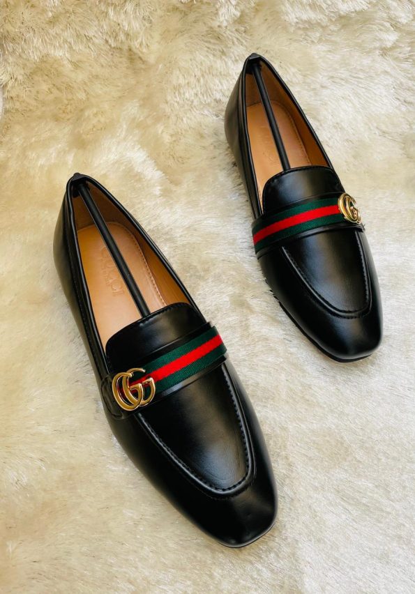 Gucci 899 3 1 1 7a Quality Replicas are the first copy products such as copycats shoes, watches, clothing, bags, and electronics.