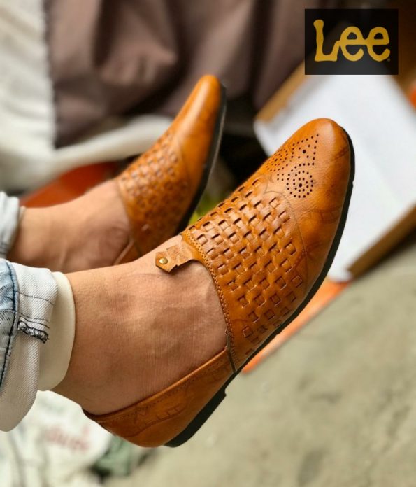 LEE - Image 2