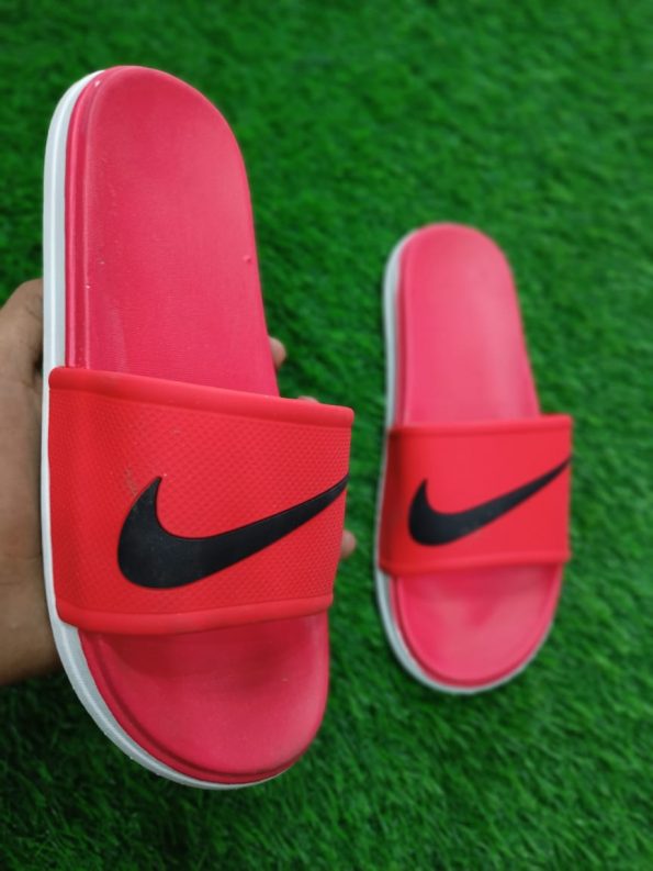 Nike 499 3 4 1 7a Quality Replicas are the first copy products such as copycats shoes, watches, clothing, bags, and electronics.