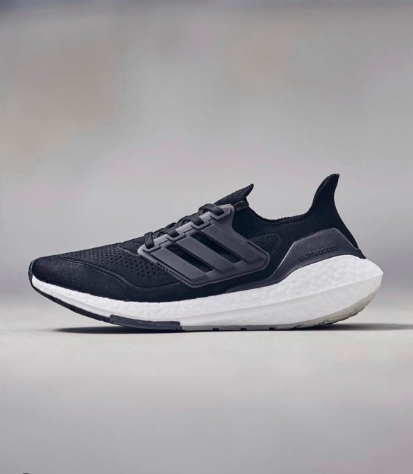 ADIDAS ULTRABOOST 21 - Image 2