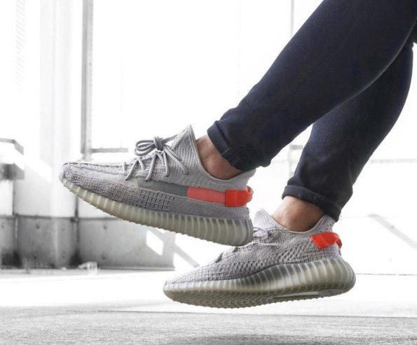 ADIDAS YEEZY 350 TAIL