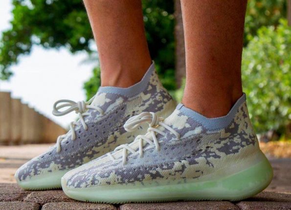 ADIDAS YEEZY ALIEN