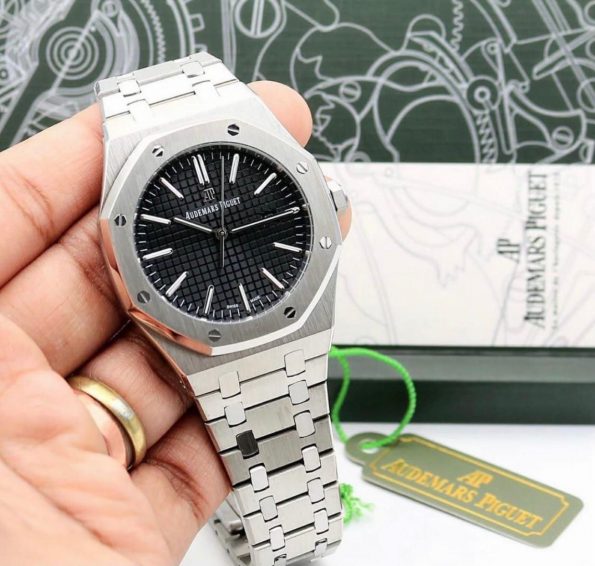 AUDEMARS PIGUET ROYAL OAK - Image 2