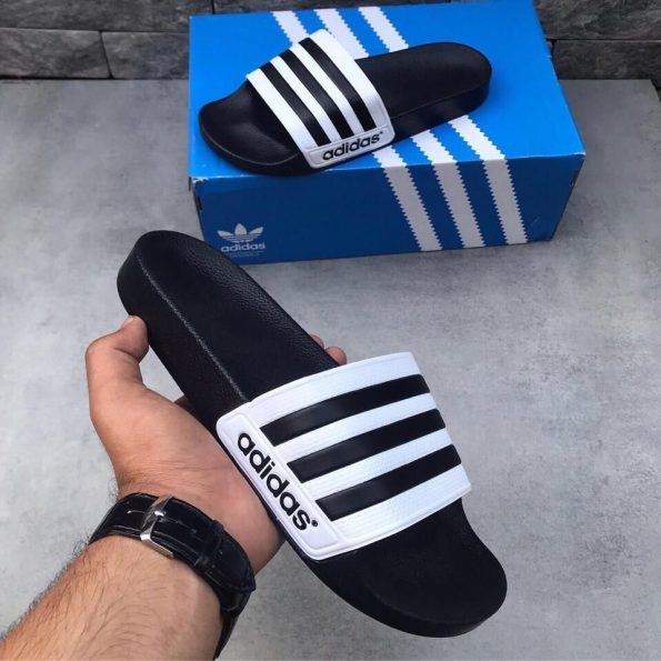 Adidas 550 1 1 7a Quality Replicas are the first copy products such as copycats shoes, watches, clothing, bags, and electronics.