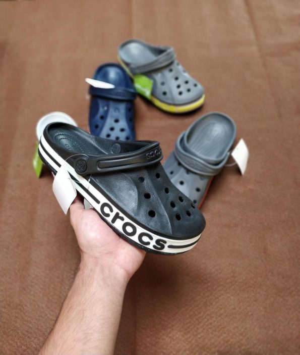 Crocs 899 4 7a Quality Replicas are the first copy products such as copycats shoes, watches, clothing, bags, and electronics.