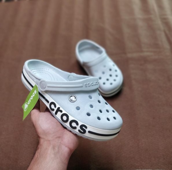 Crocs 899 7 7a Quality Replicas are the first copy products such as copycats shoes, watches, clothing, bags, and electronics.