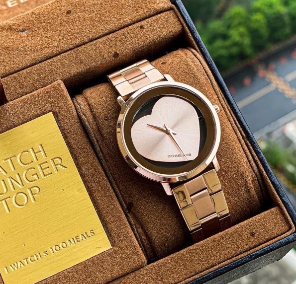 MICHAEL KORS ROSE TONE 2599 1 7a Quality Replicas are the first copy products such as copycats shoes, watches, clothing, bags, and electronics.