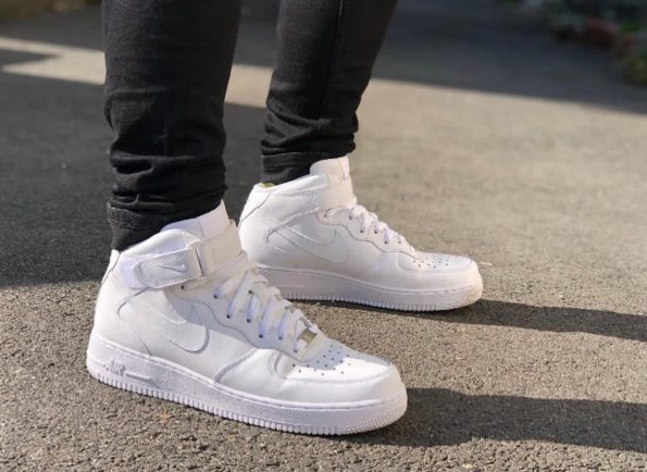 NIKE AIRFORCE 1 MID - Image 2
