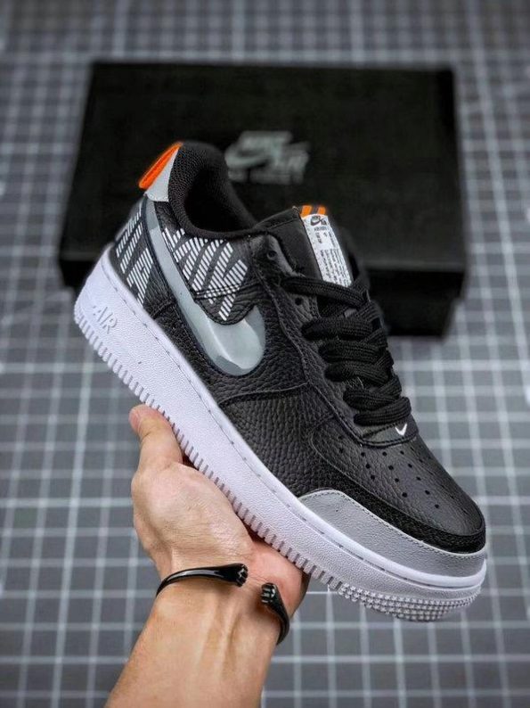 NIKE AIRFORCE 1 UNDER CONSTRUCTION