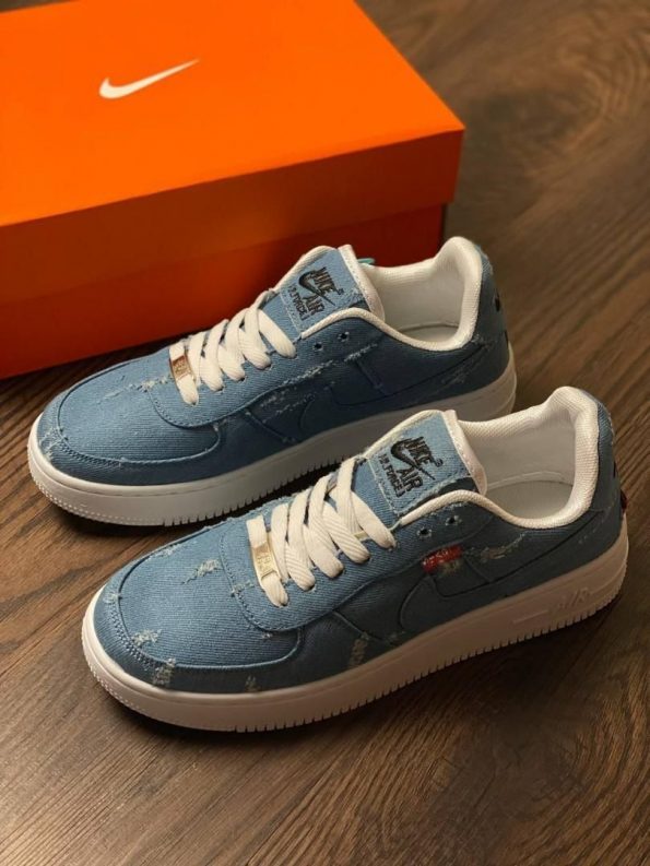 NIKE AIRFORCE LEVIS
