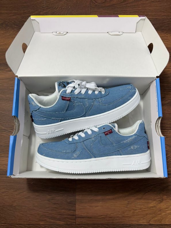 NIKE AIRFORCE LEVIS - Image 2