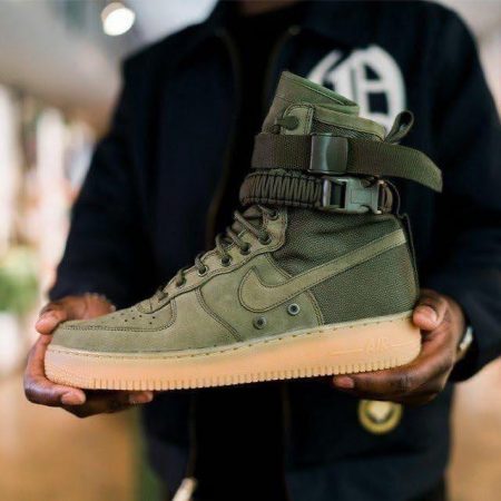 NIKE AIRFORCE SPECIAL FIELD