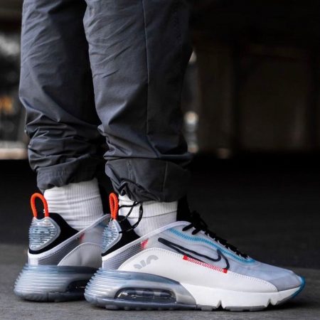 NIKE AIRMA 2090