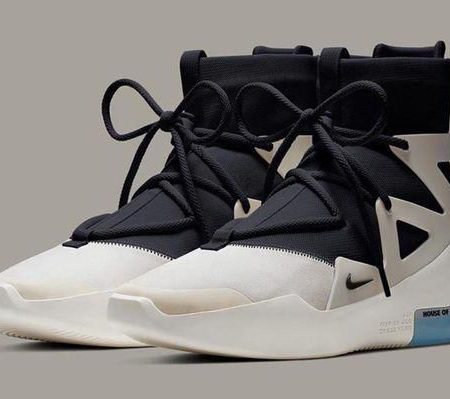 NIKE FEAR OF GOD