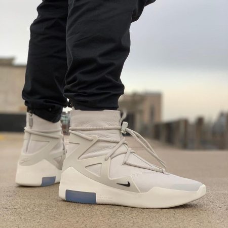 NIKE FEAR OF GOD
