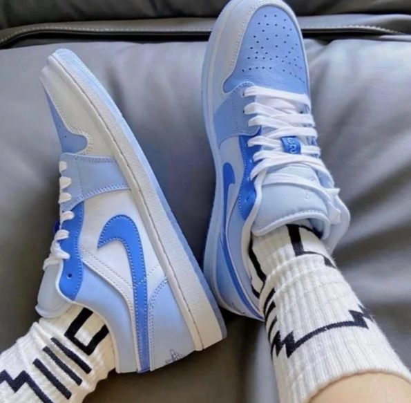 NIKE JORDAN MIGHTY SWOOSHER