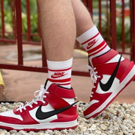 NIKE JORDAN RETRO 1 AMBUSH