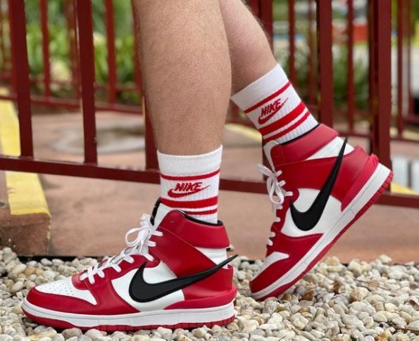 NIKE JORDAN RETRO 1 AMBUSH