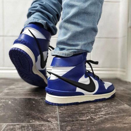 NIKE JORDAN RETRO 1 AMBUSH