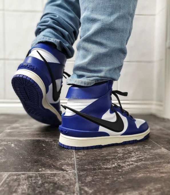 NIKE JORDAN RETRO 1 AMBUSH