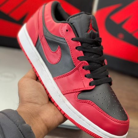 NIKE JORDAN RETRO 1 CUT LOW COLORS