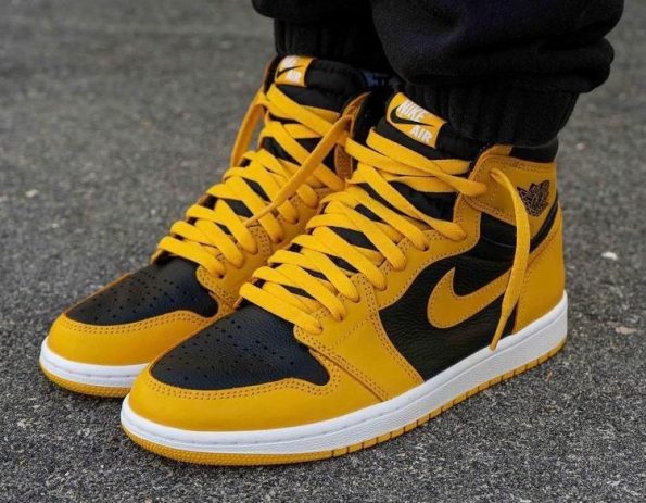 NIKE JORDAN RETRO 1 ELECTRO ORANGE
