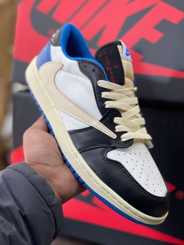 NIKE JORDAN RETRO 1 LOW CACTUS - Image 2