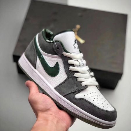 NIKE JORDAN RETRO 1 LOW NORTH SIDE