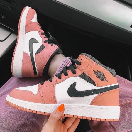 NIKE JORDAN RETRO 1 MID PINK QUARTZ