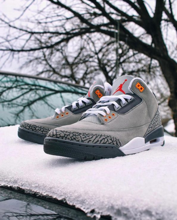 NIKE JORDAN RETRO 3 - Image 2