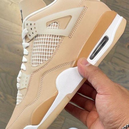 NIKE JORDAN RETRO 4 SHIMMER