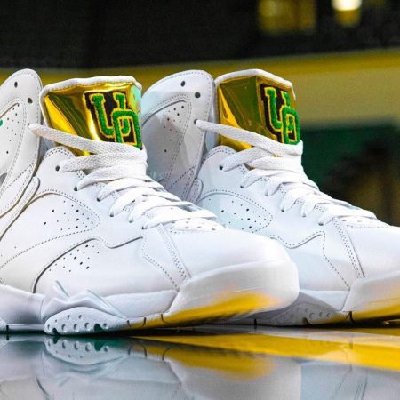NIKE JORDAN RETRO 7 OREGON DUCKS