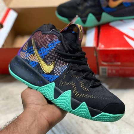 NIKE KYRIE 4