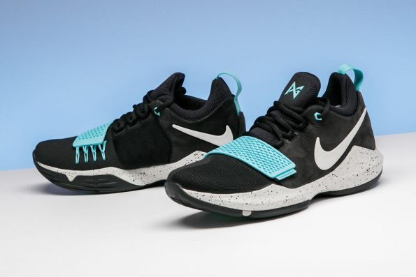 NIKE LEBRON PG1 - Image 2