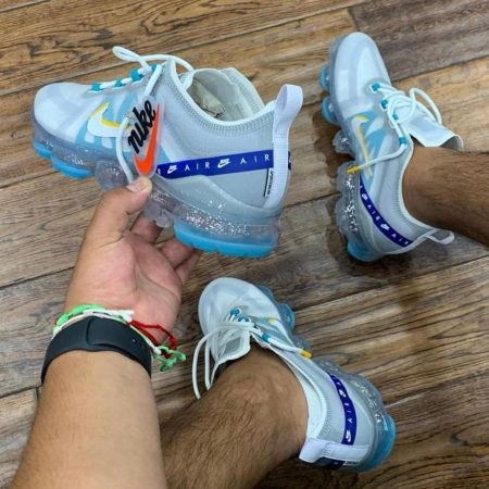 NIKE VAPORMAX