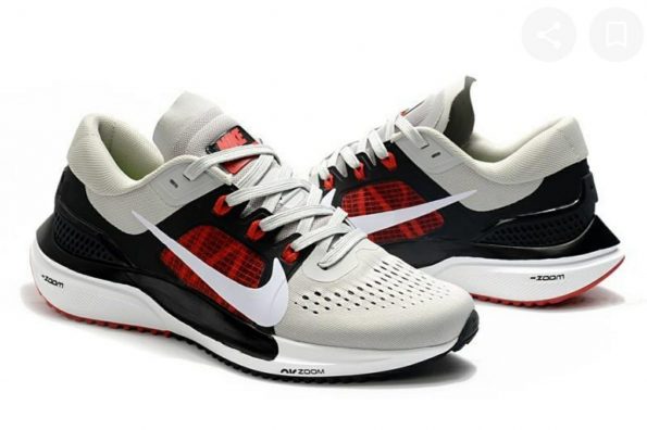 NIKE VOMERO 15 - Image 4