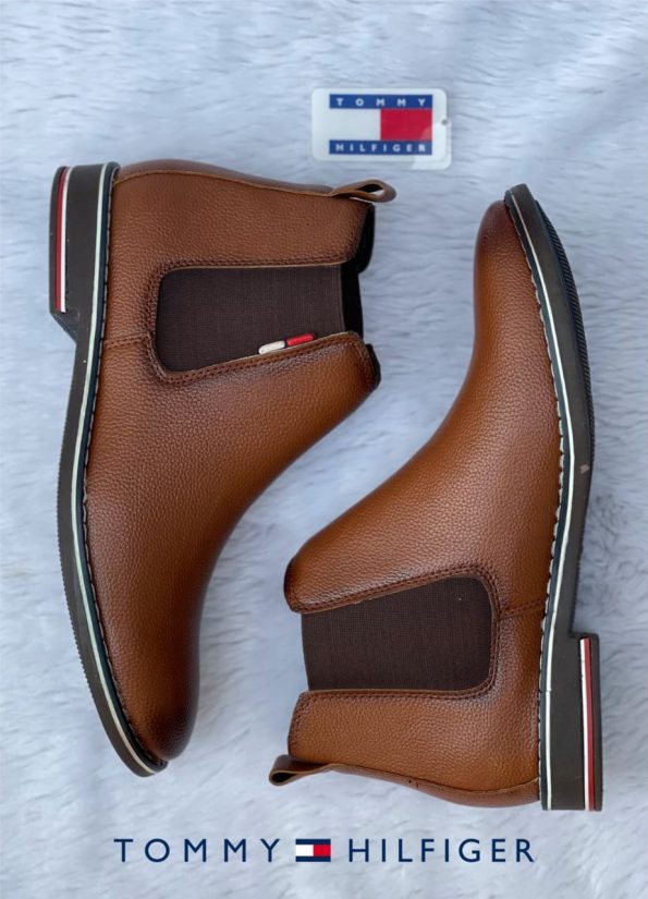 TOMMY HILFIGER CHELSEA BOOTS