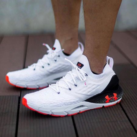 UNDERARMOUR PHANTOM 2
