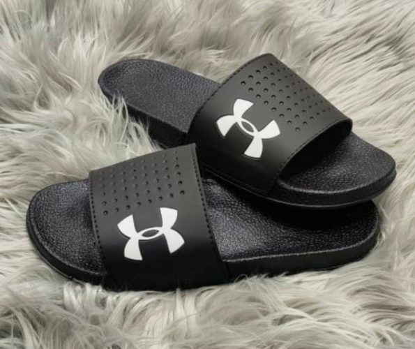 UNDERARMOUR SLIDES