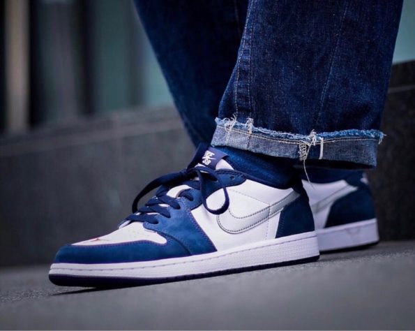 AIR JORDANS MIDNIGHT NAVY