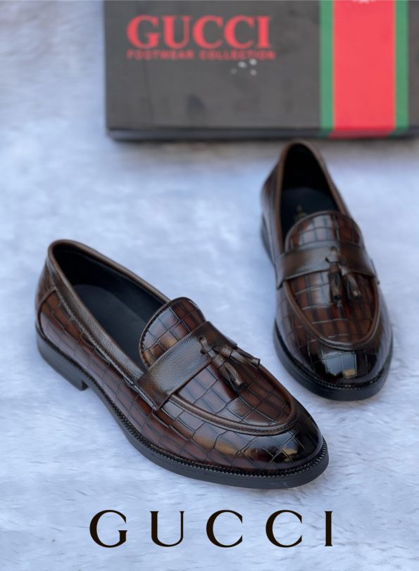 GUCCI CROCO TASSEL MOCASSINS - Image 3