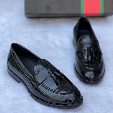 GUCCI CROCO TASSEL MOCASSINS