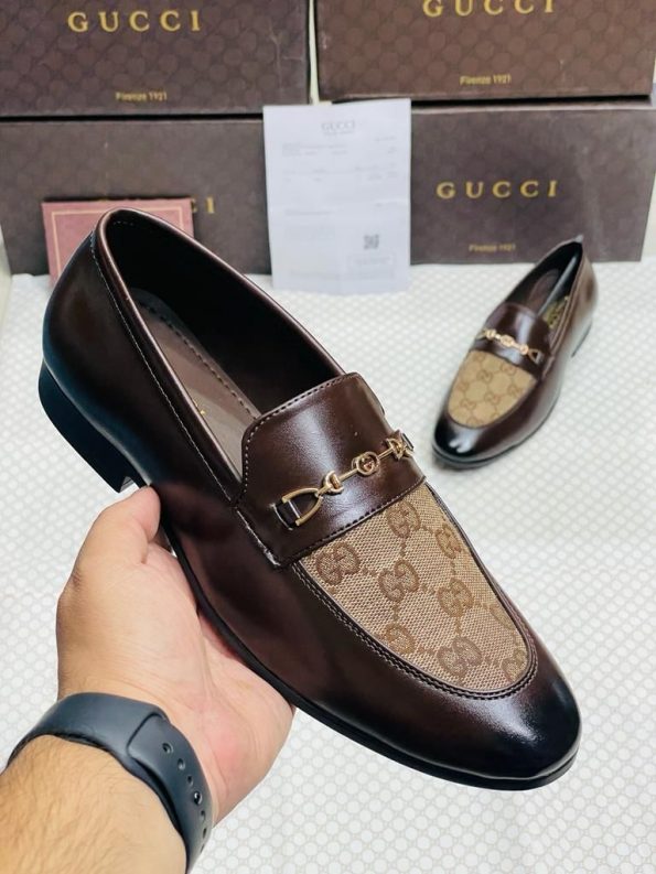 GUCCI LOAFERS LEATHER 3 7a Quality Replicas are the first copy products such as copycats shoes, watches, clothing, bags, and electronics.