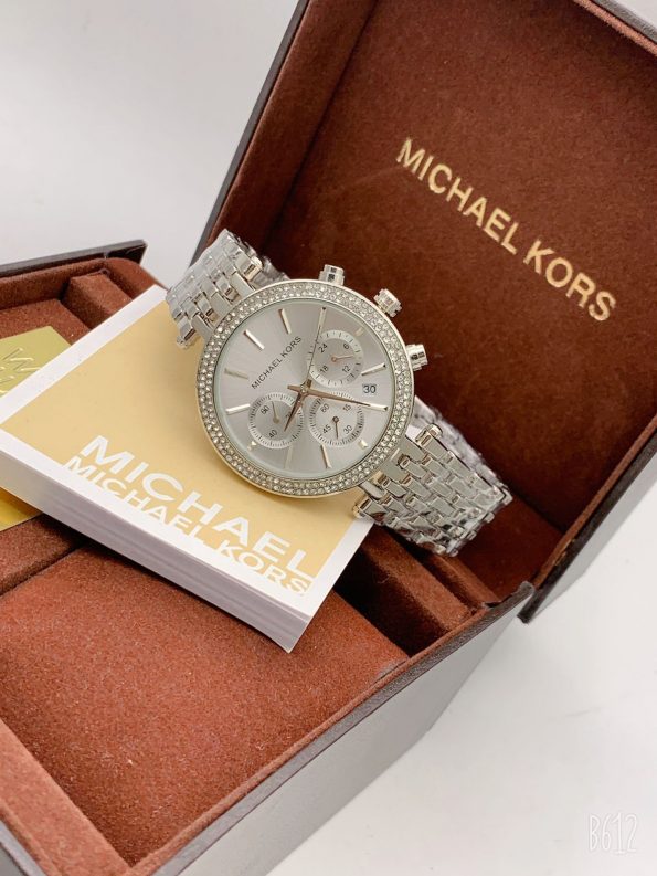MK Ladies 4 7a Quality Replicas are the first copy products such as copycats shoes, watches, clothing, bags, and electronics.