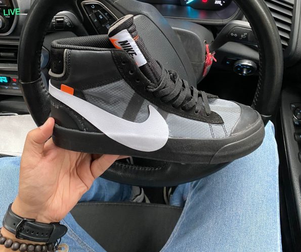 NIKE BLAZER BLACK