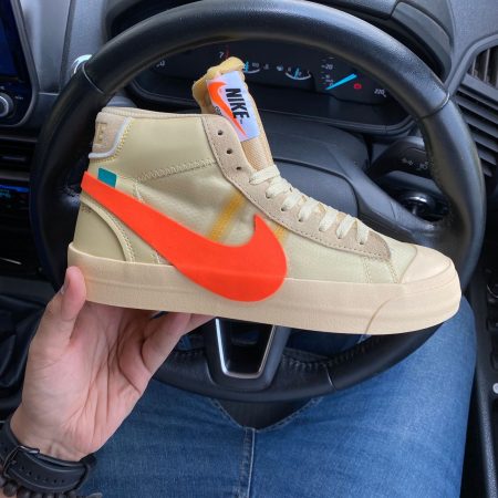 NIKE BLAZER OFF WHITE