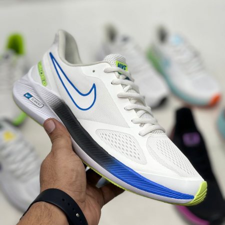 NIKE RUNNING GUIDE 10