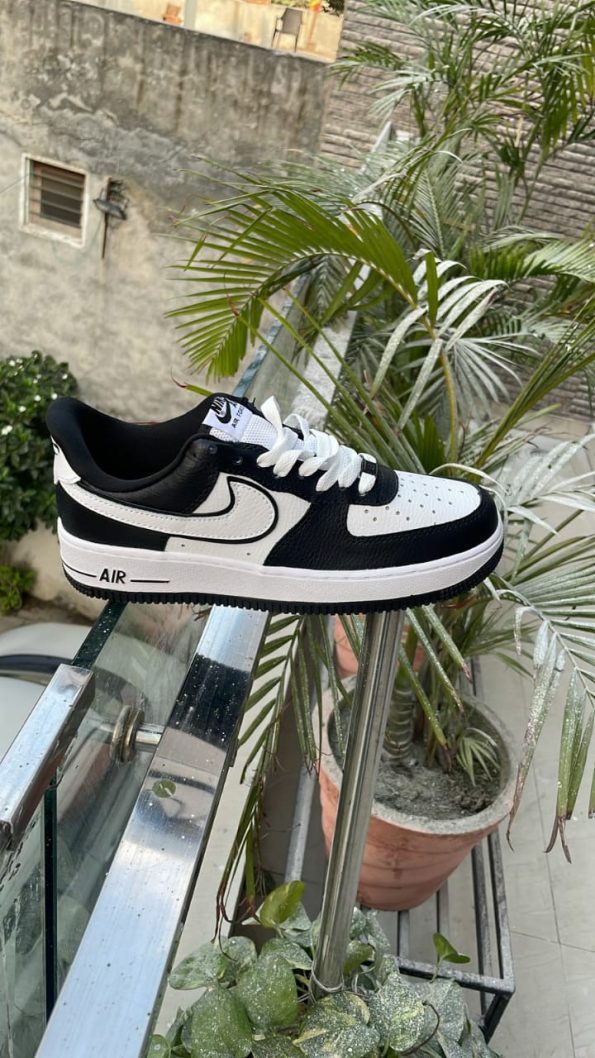 NIKE AIRFORCE ONE NEW EDITIONS - Image 2