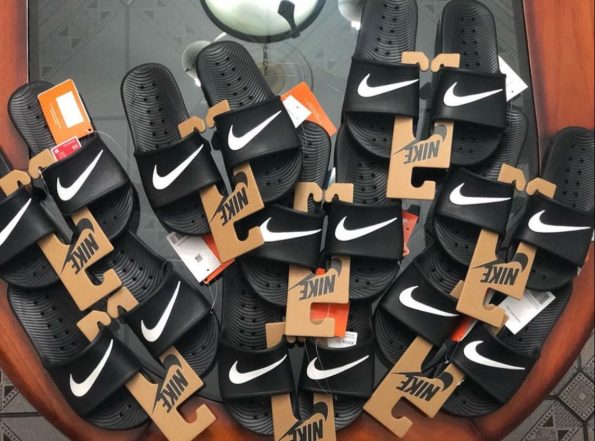 NIKE KAWA SLIDE IN STOCK - Image 2