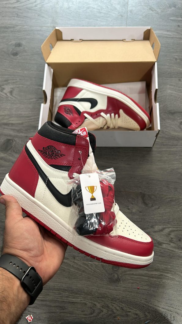 Jordan 1 “Lost & Found” With Extra Laces - Image 2